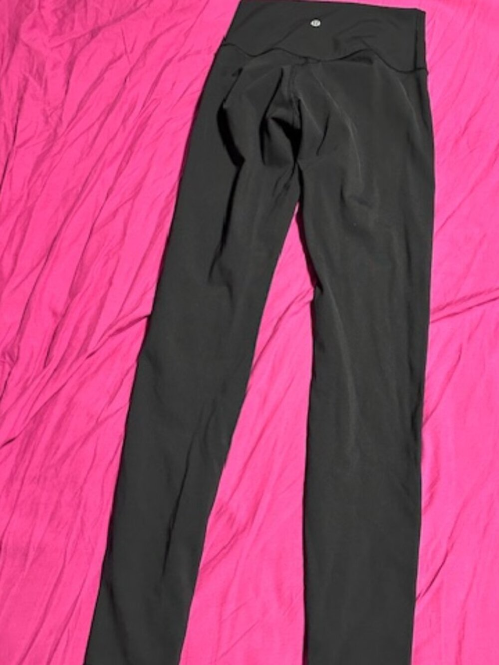 Lululemon wunder under leggings size 4